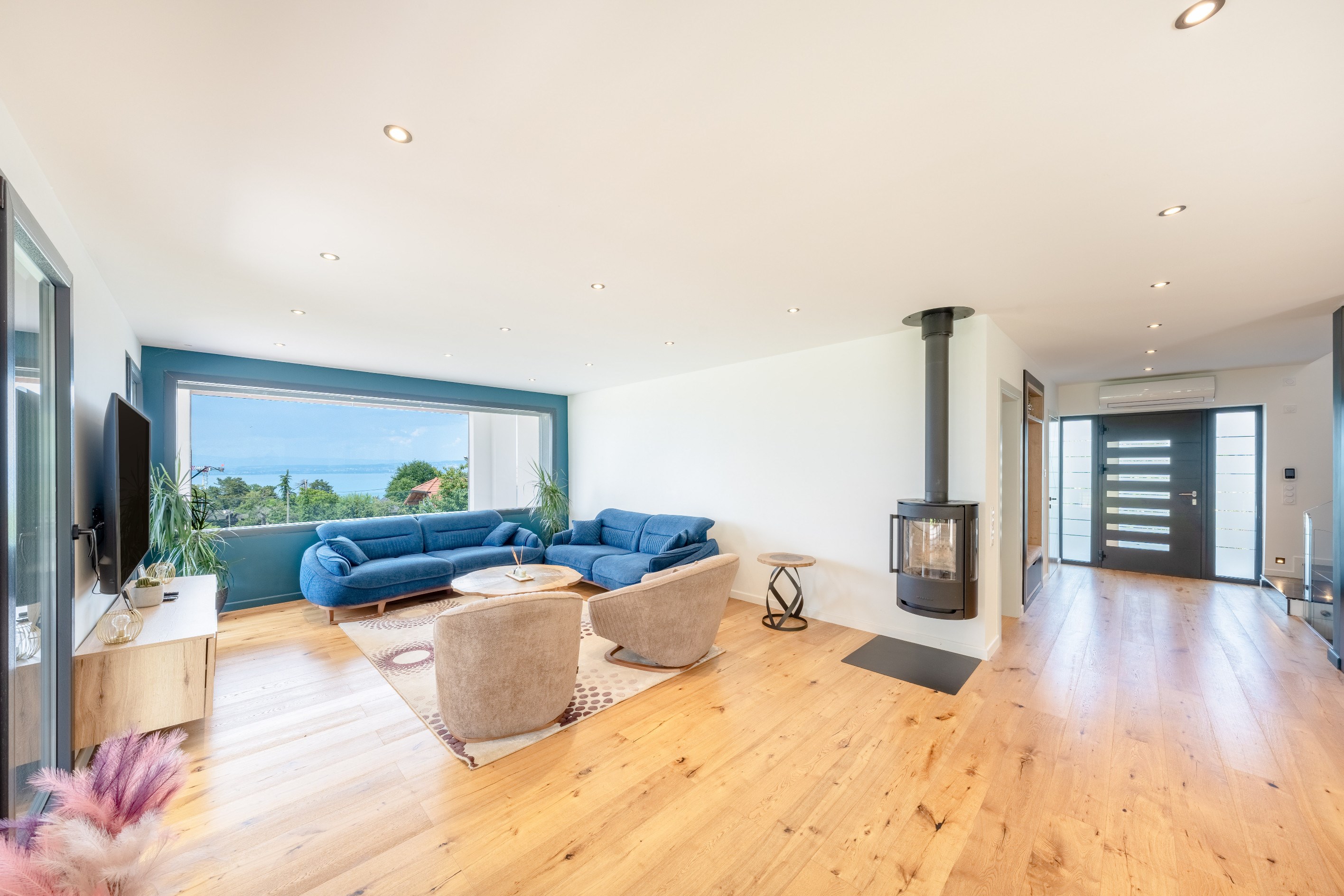  Contemporary Villa for Sale in Neuvecelle with Lake Views - 物件實景