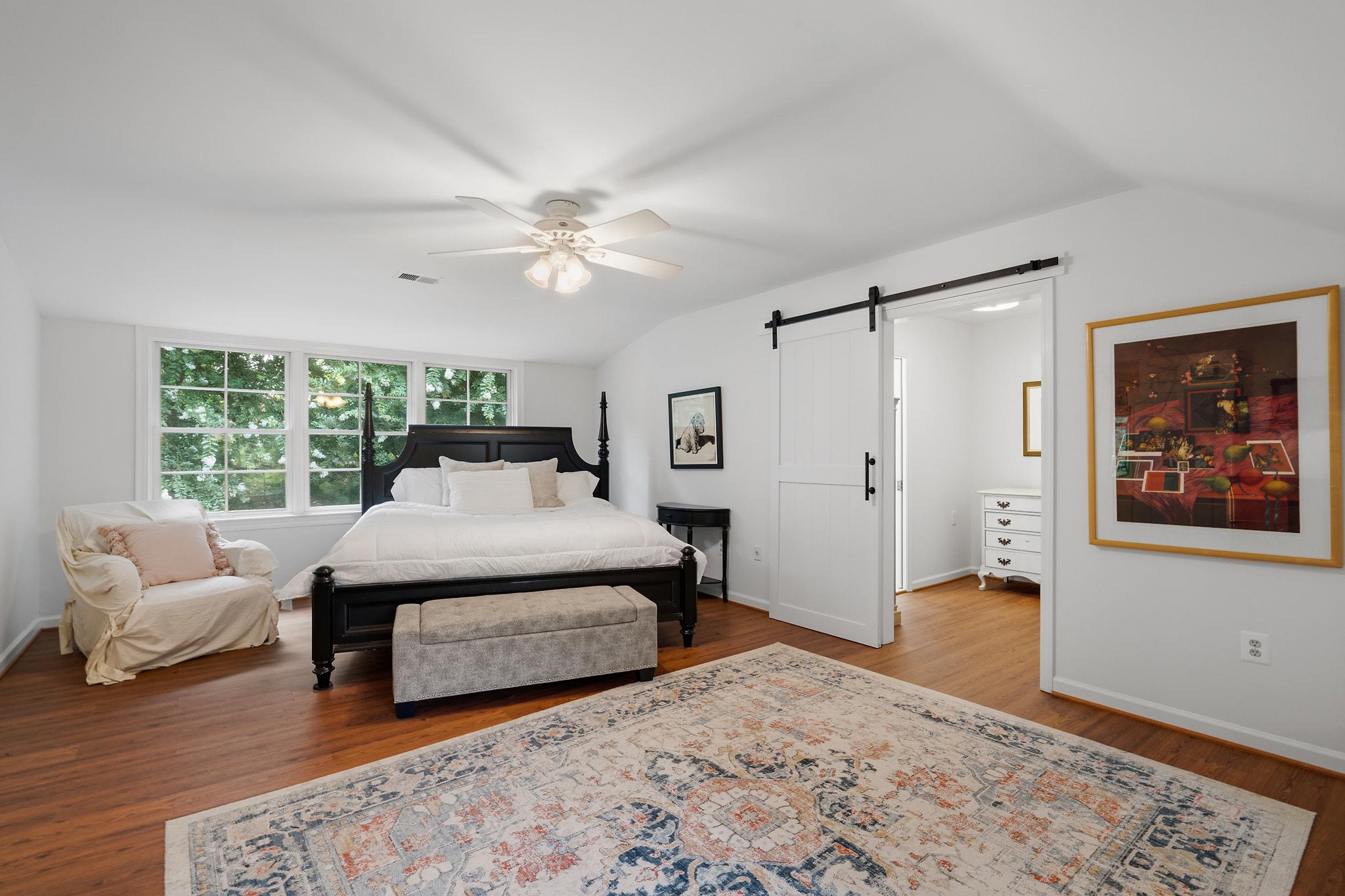  210 Falcon Ridge Road, Great Falls, VA, 22066 - 物件實景