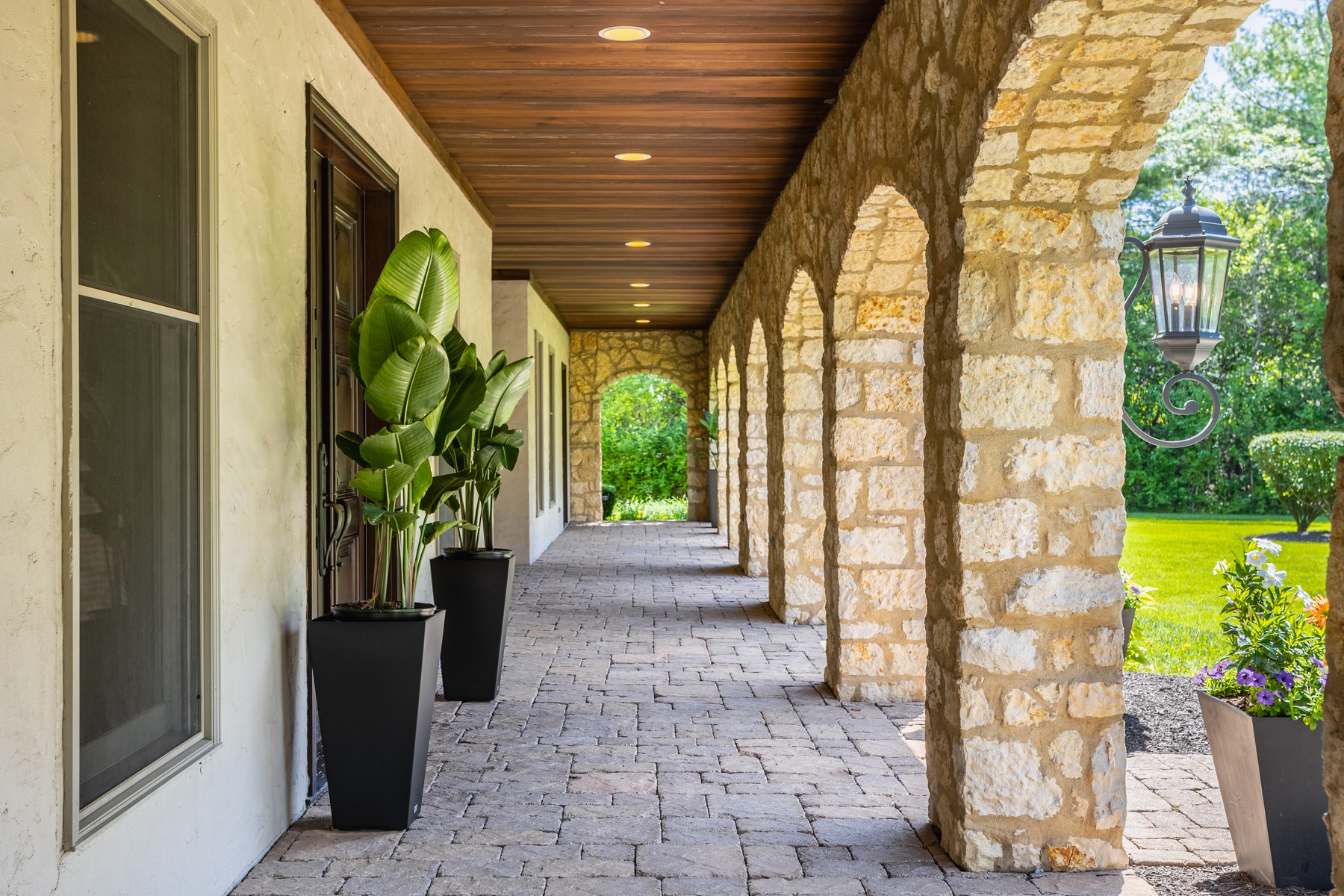  Rare Opportunity to Own a Stunning Home with Acreage in West Carmel - 物件實景
