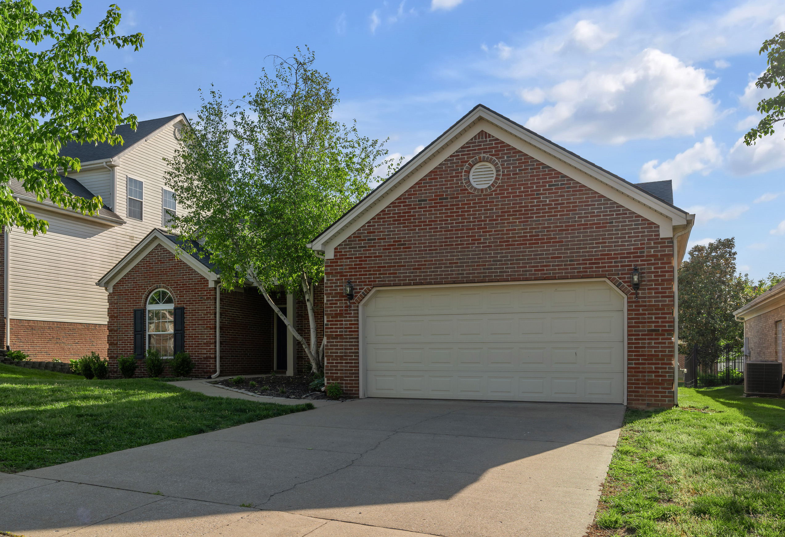  3253 Drayton Place - 物件實景