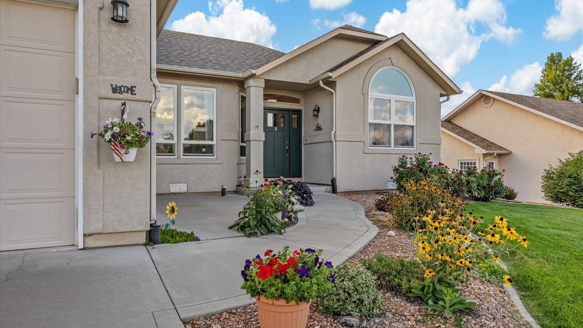 Grand Junction, Colorado, 81507, United States, 3 Bedrooms Bedrooms, ,2 BathroomsBathrooms,Residential,For Sale,1940996