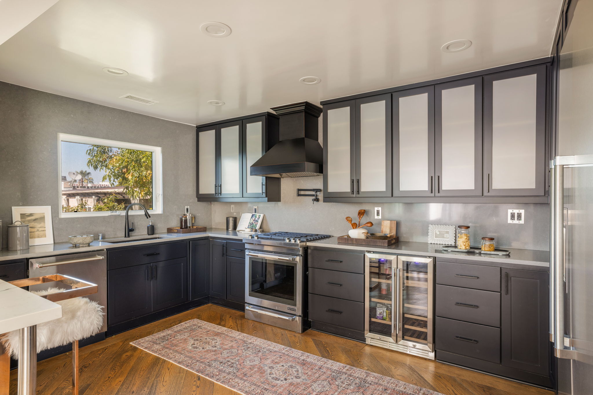  3701 Multiview Dr - 物件實景