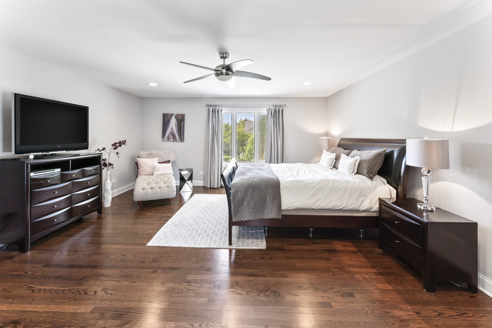 Palatine, Illinois, 60067, United States, 4 Bedrooms Bedrooms, ,4 BathroomsBathrooms,Residential,For Sale,1921870
