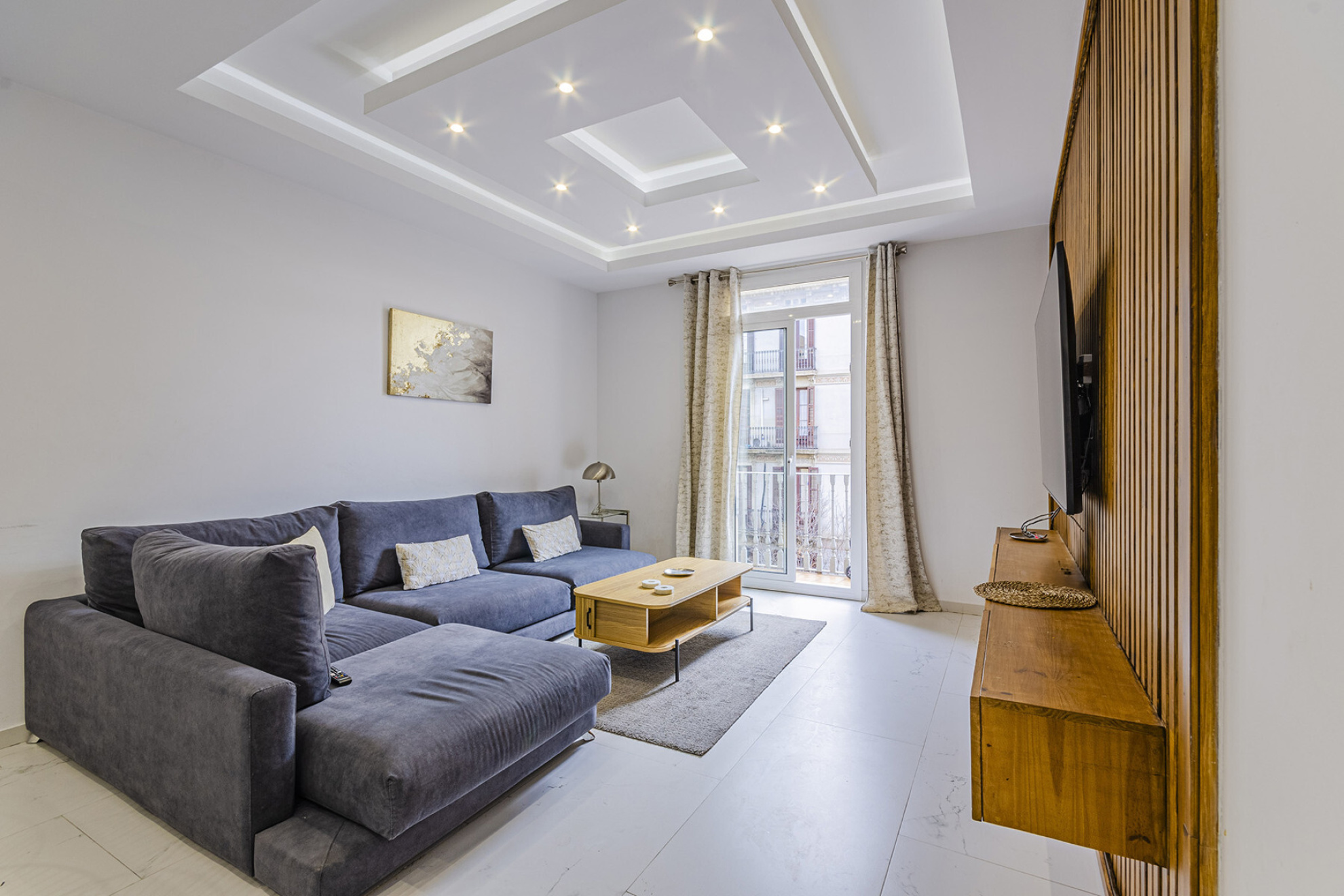  Renovated Apartment on a Pedestrian Street in the Heart of the City - 物件實景