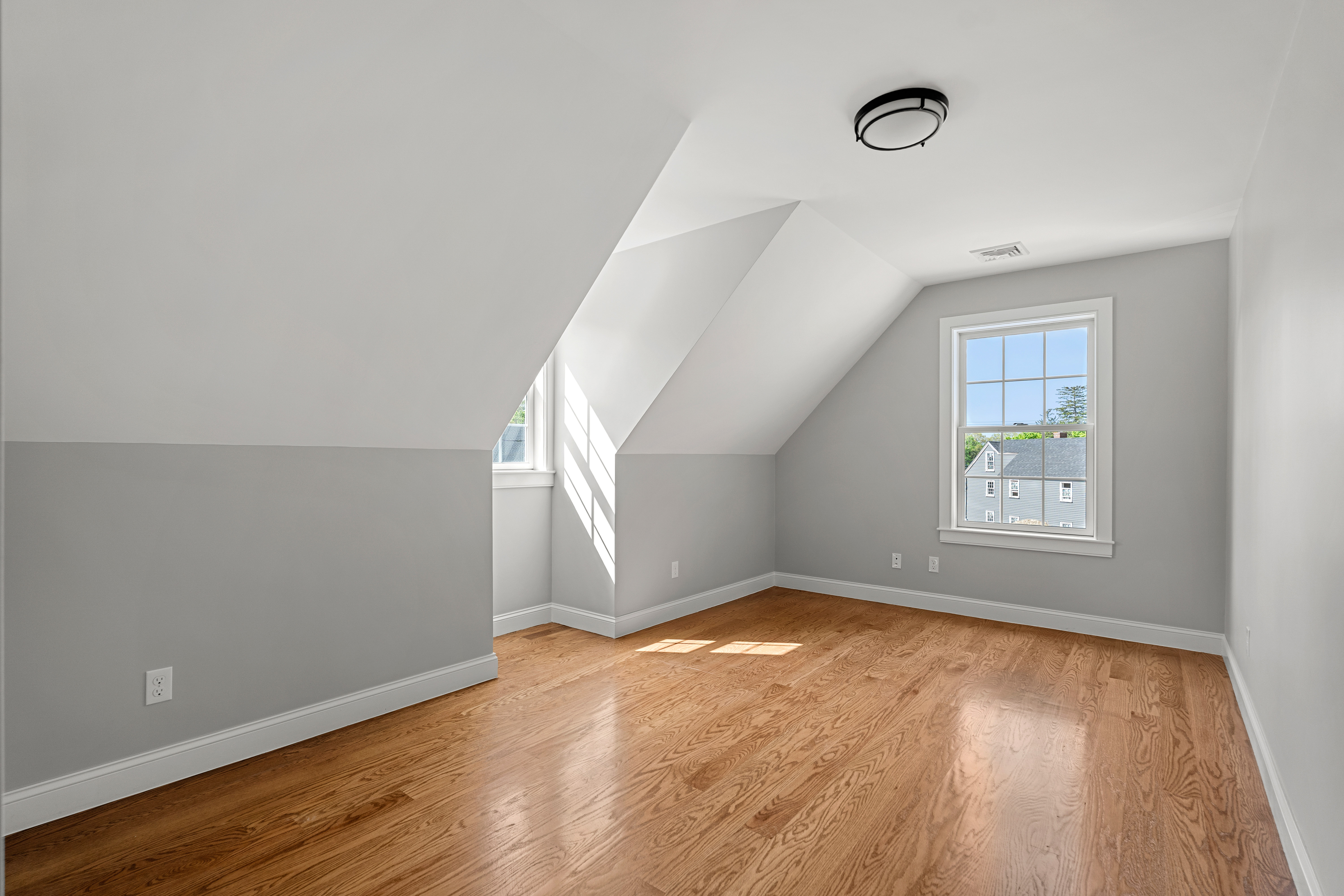 6 Monroe Street, Amesbury, MA, 01913 - 物件實景