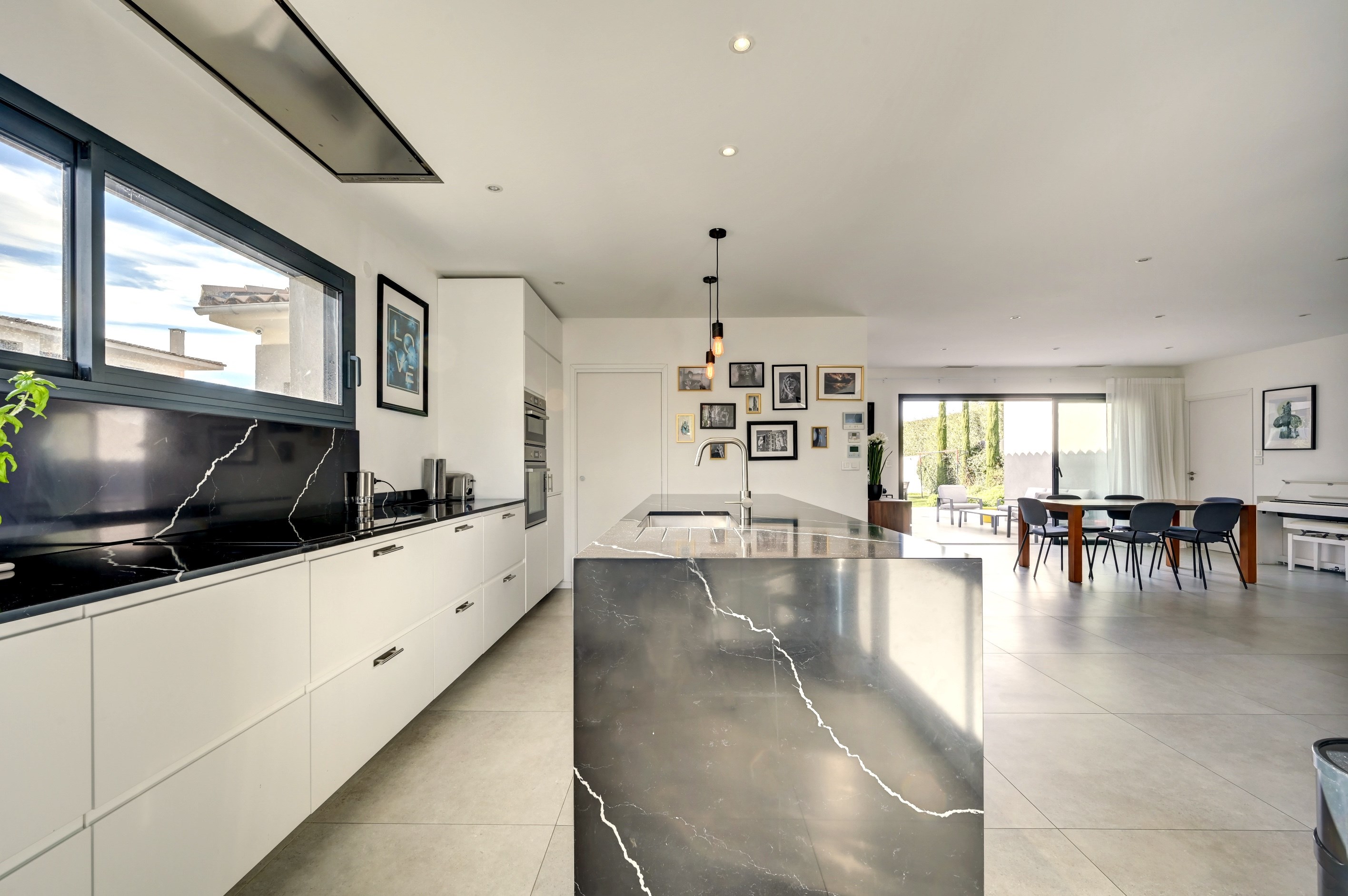  TURNKEY SECURISED HOUSE - 物件實景