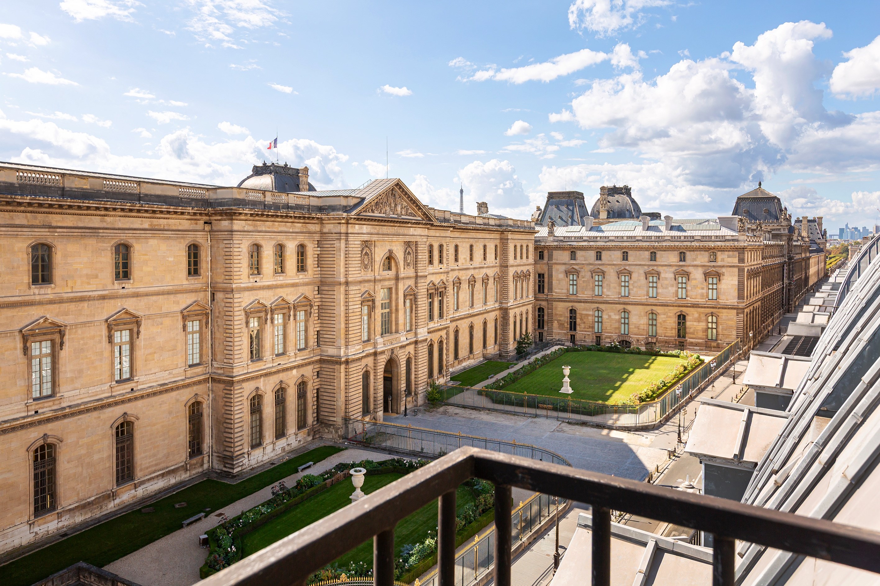 Paris 1st - Louvre / Rivoli - Top floor duplex with outstanding views - 物件實景