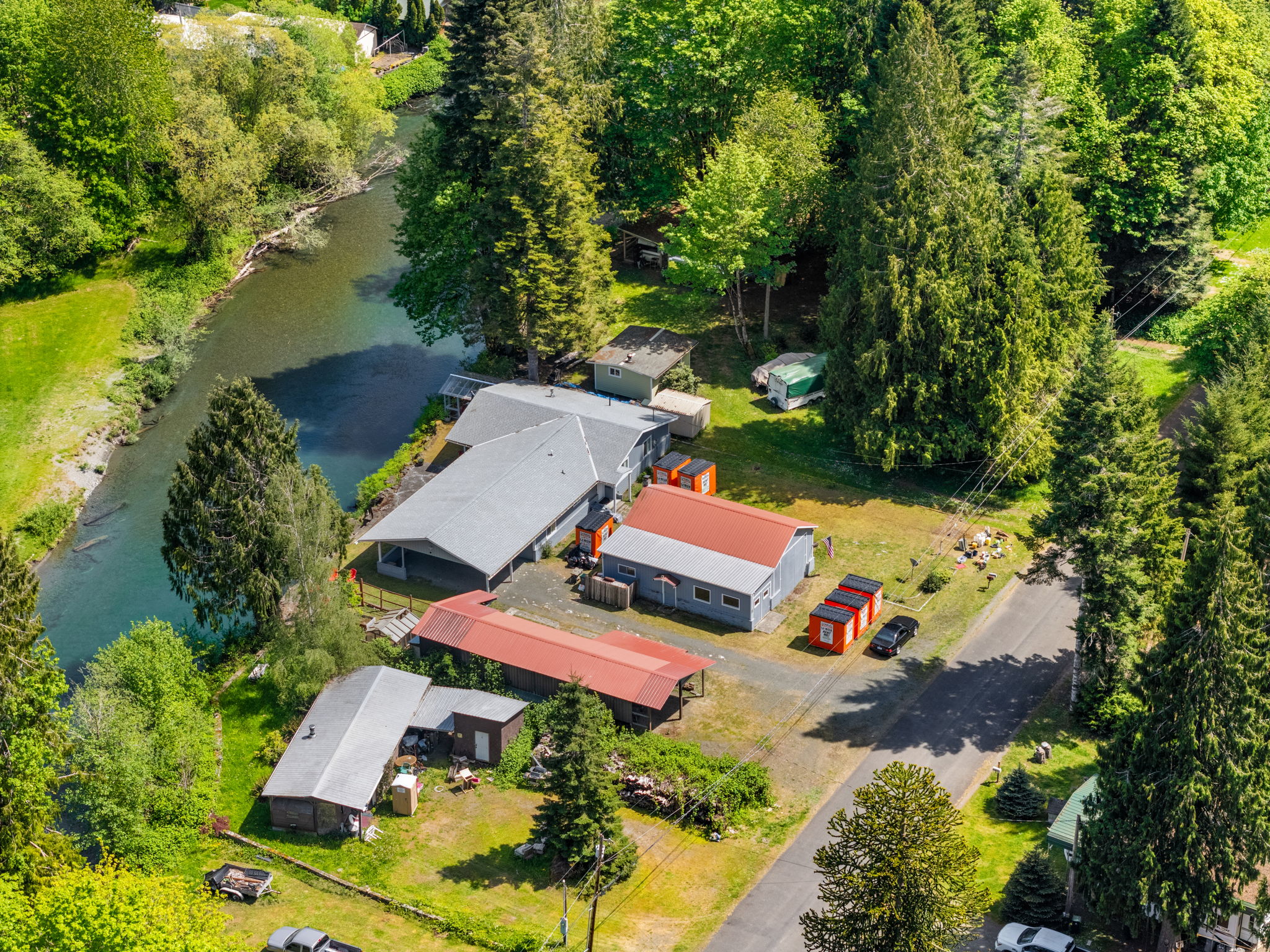  560 Mountain Trail Road, Brinnon, WA 98320 - 物件實景