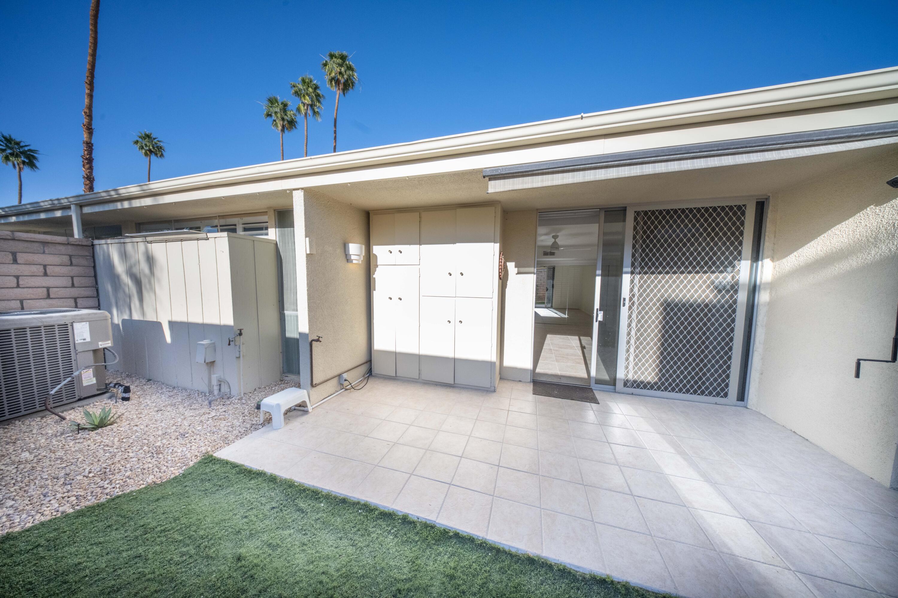Palm Desert, California, 92260, United States, 2 Bedrooms Bedrooms, ,2 BathroomsBathrooms,Residential,For Sale,1805960