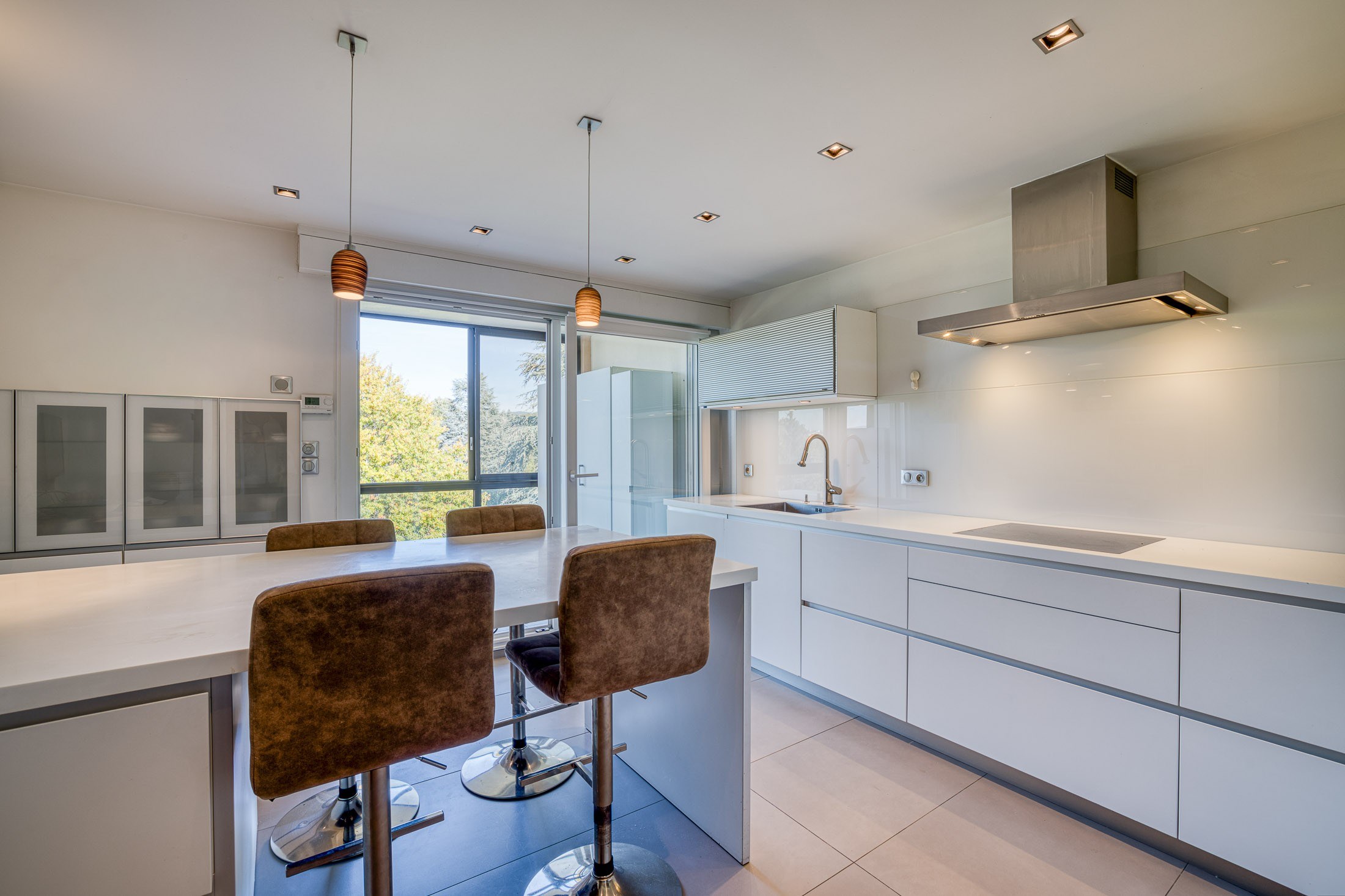  Annecy – Petit Port  Exceptional Top-Floor Apartment with Landscaped Terrace a… - 物件實景