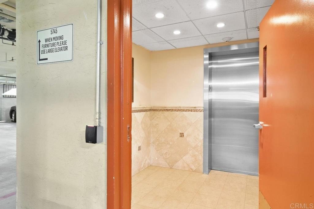San Diego, California, 92110, United States, 2 Bedrooms Bedrooms, ,2 BathroomsBathrooms,Residential,For Sale,1804693