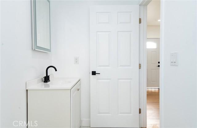 Los Angeles, California, 90001, United States, ,Residential,For Sale,2010027