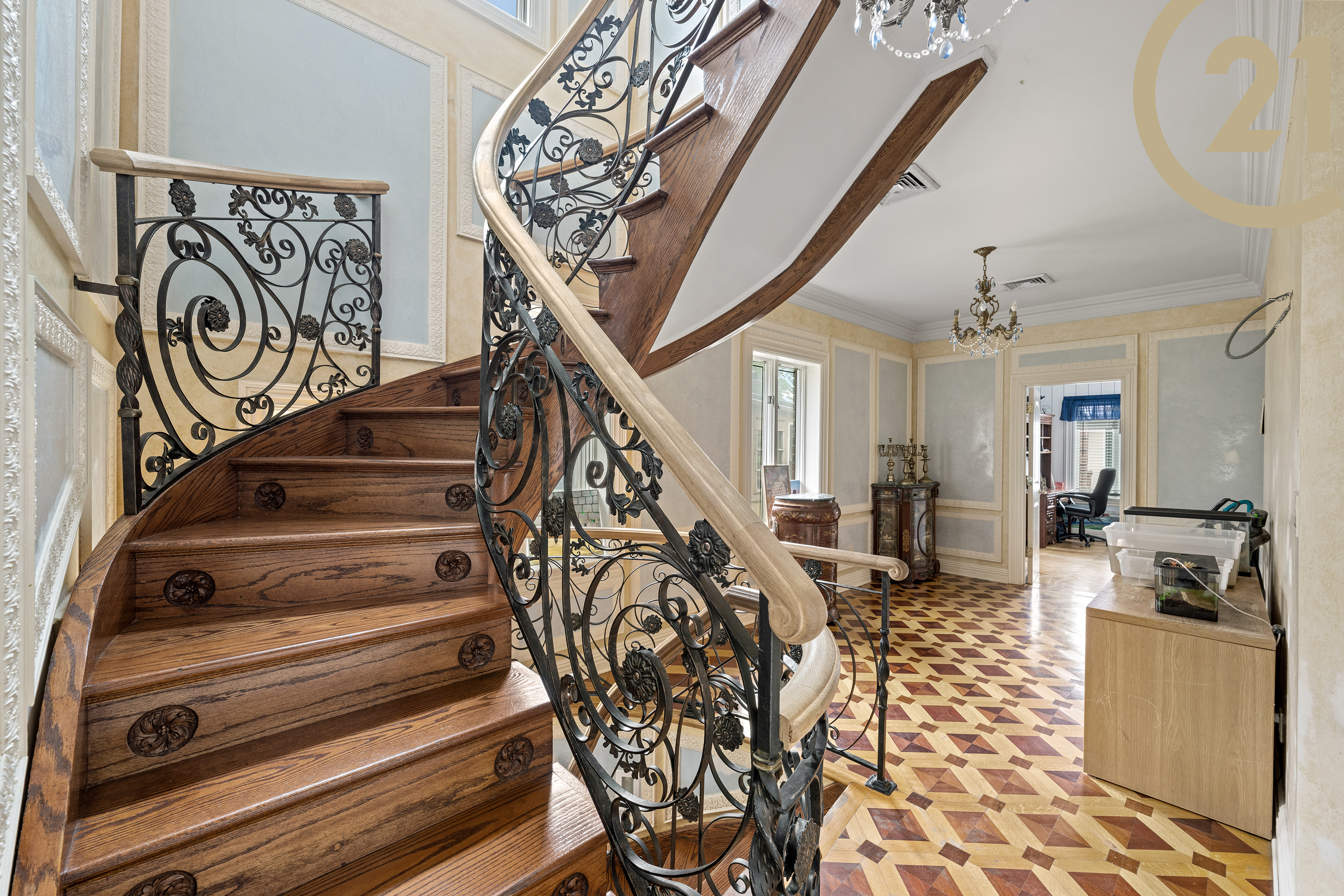 Brooklyn, New York, 11229, United States, 9 Bedrooms Bedrooms, ,6 BathroomsBathrooms,Residential,For Sale,1981070