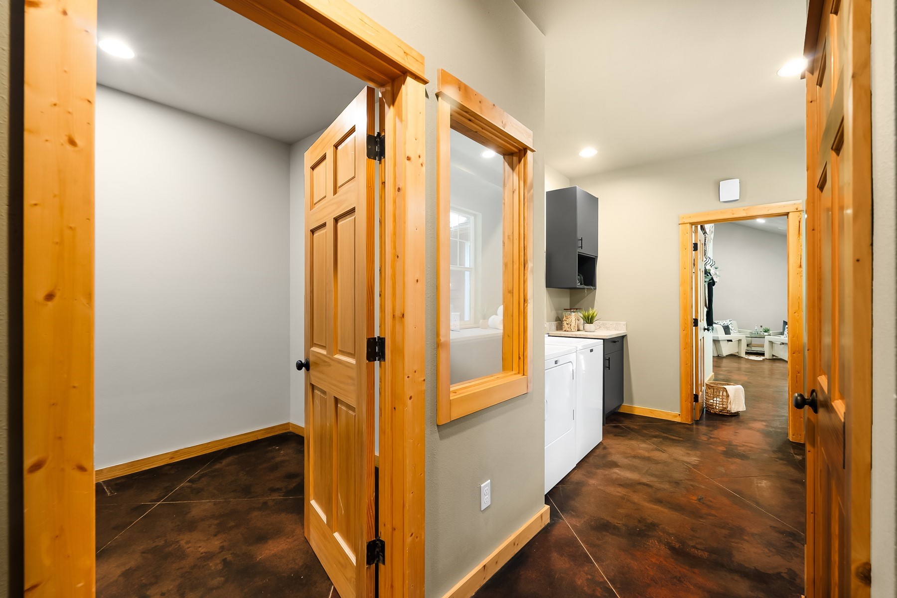  672 Hopkins Rd, Sandpoint - 物件實景
