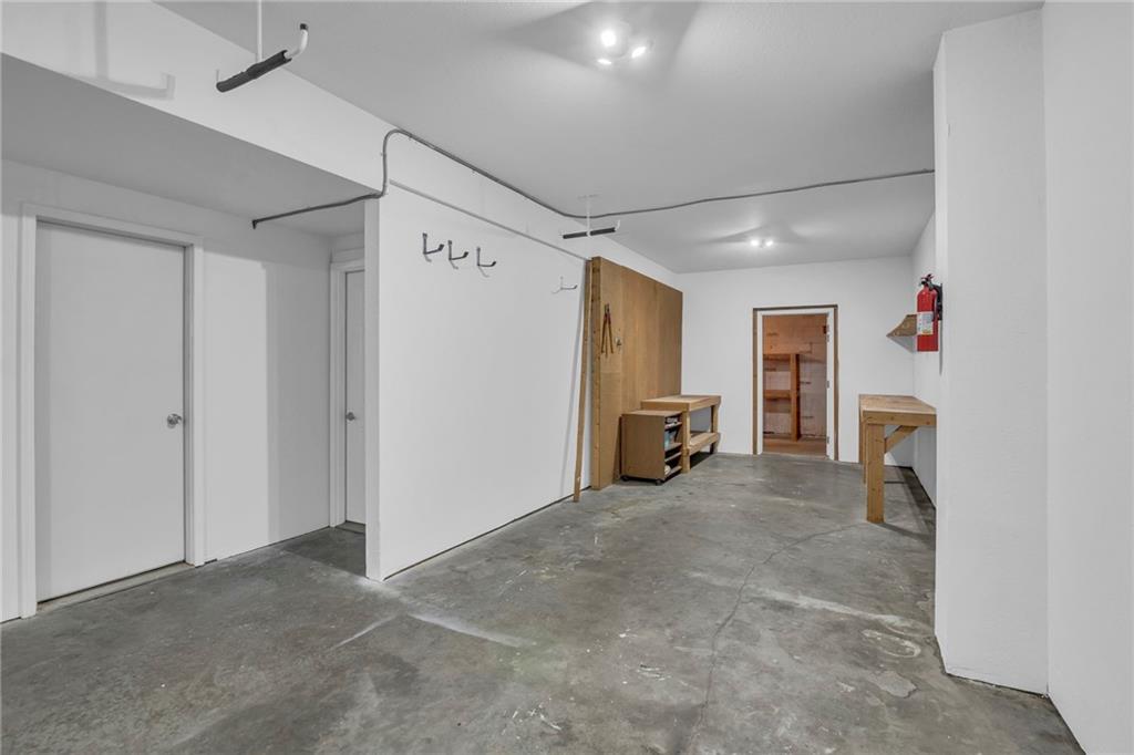 Lawrence, Kansas, 66049, United States, 5 Bedrooms Bedrooms, ,5 BathroomsBathrooms,Residential,For Sale,1848168