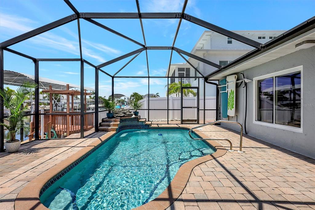 Bradenton, Florida, 34210, United States, 3 Bedrooms Bedrooms, ,3 BathroomsBathrooms,Residential,For Sale,1895487