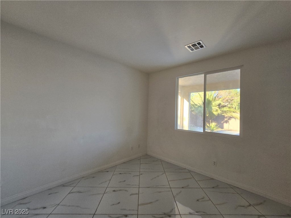 Las Vegas, Nevada, 89149, United States, 4 Bedrooms Bedrooms, ,3 BathroomsBathrooms,Residential,For Sale,1977404