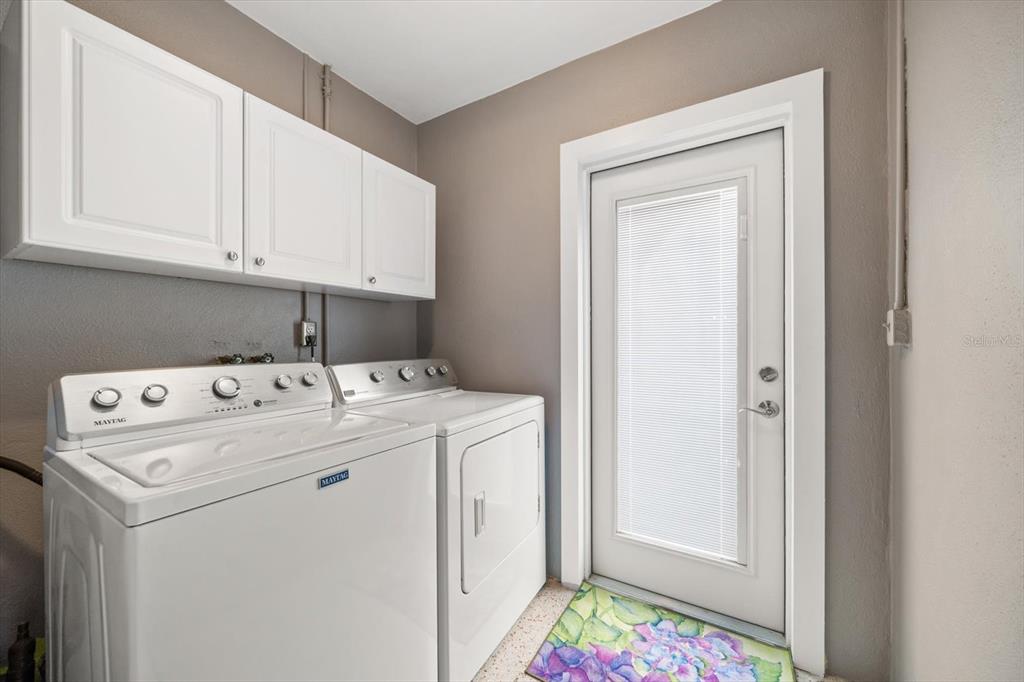 Belleair, Florida, 33756, United States, 2 Bedrooms Bedrooms, ,2 BathroomsBathrooms,Residential,For Sale,1988063