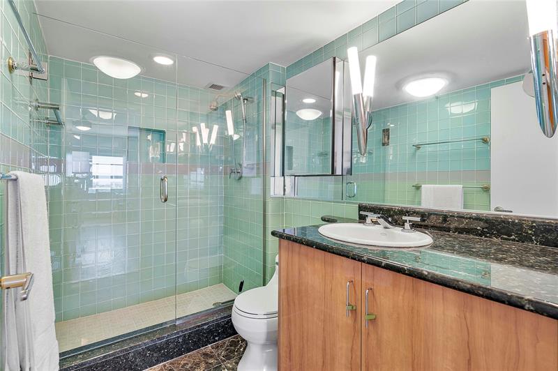 Fort Lauderdale, Florida, 33301, United States, 2 Bedrooms Bedrooms, ,2 BathroomsBathrooms,Residential,For Sale,1940405