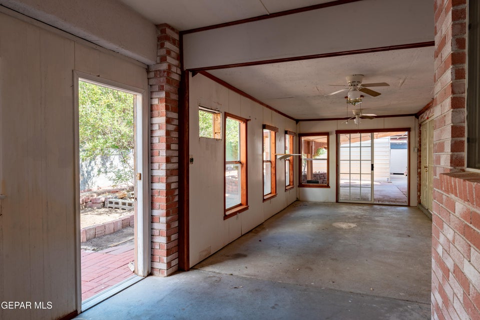 El Paso, Texas, 79934, United States, 4 Bedrooms Bedrooms, ,4 BathroomsBathrooms,Residential,For Sale,1978483