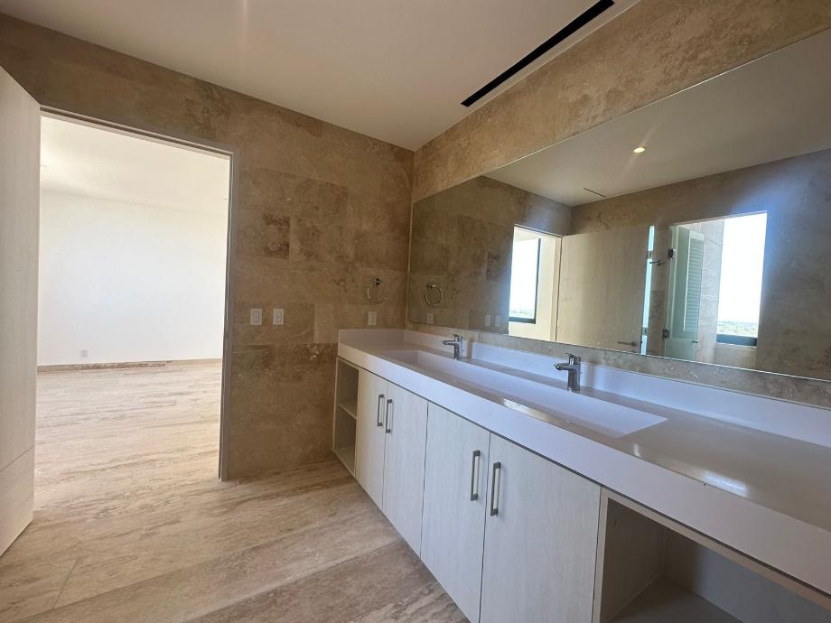 Carretera M?rida-Progreso, Mérida, Yucatán, 97308, Mexico, 4 Bedrooms Bedrooms, ,4 BathroomsBathrooms,Residential,For Sale,Carretera M?rida-Progreso,1628407