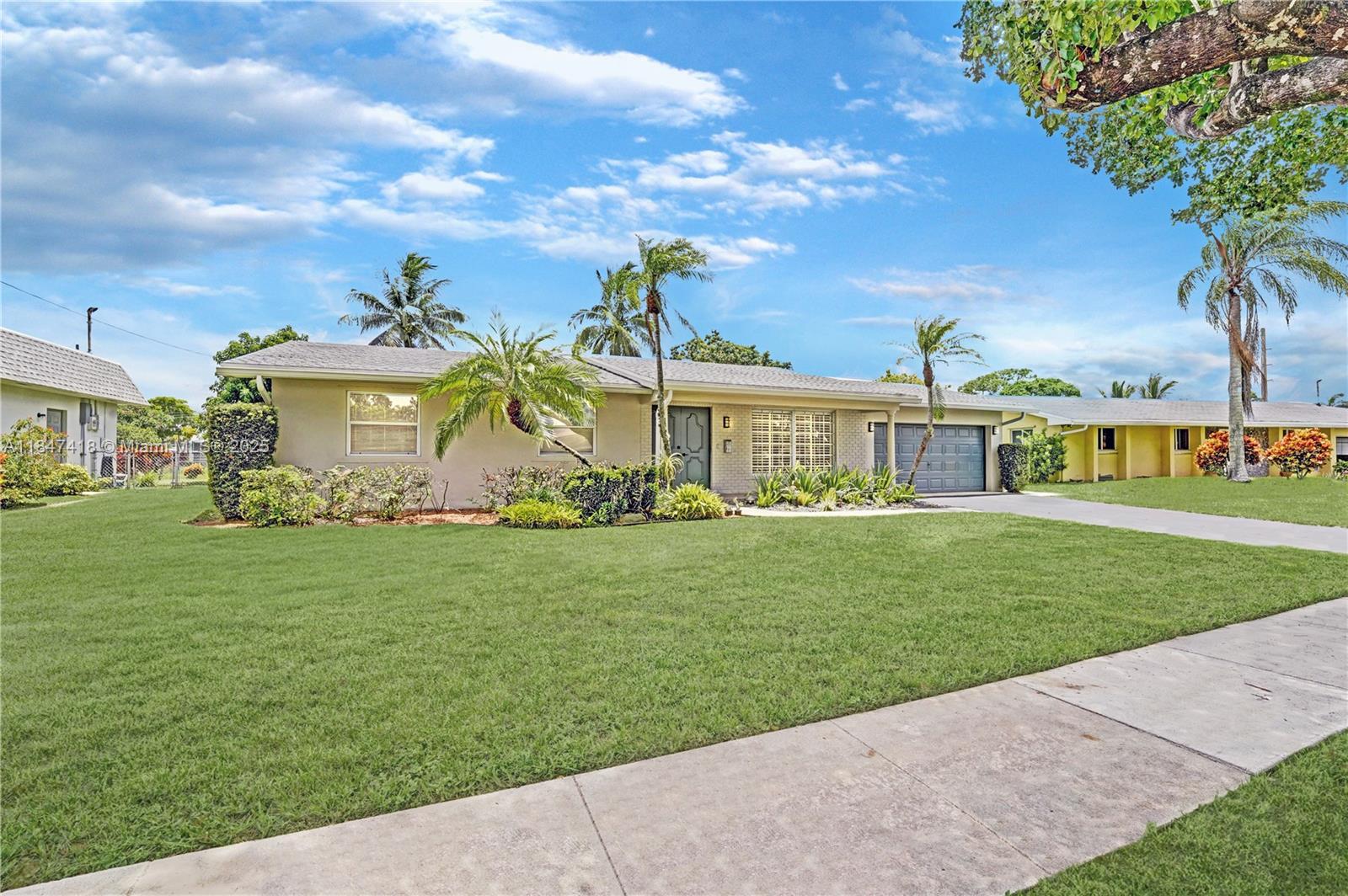 Plantation, Florida, 33313, United States, 4 Bedrooms Bedrooms, ,2 BathroomsBathrooms,Residential,For Sale,1903667