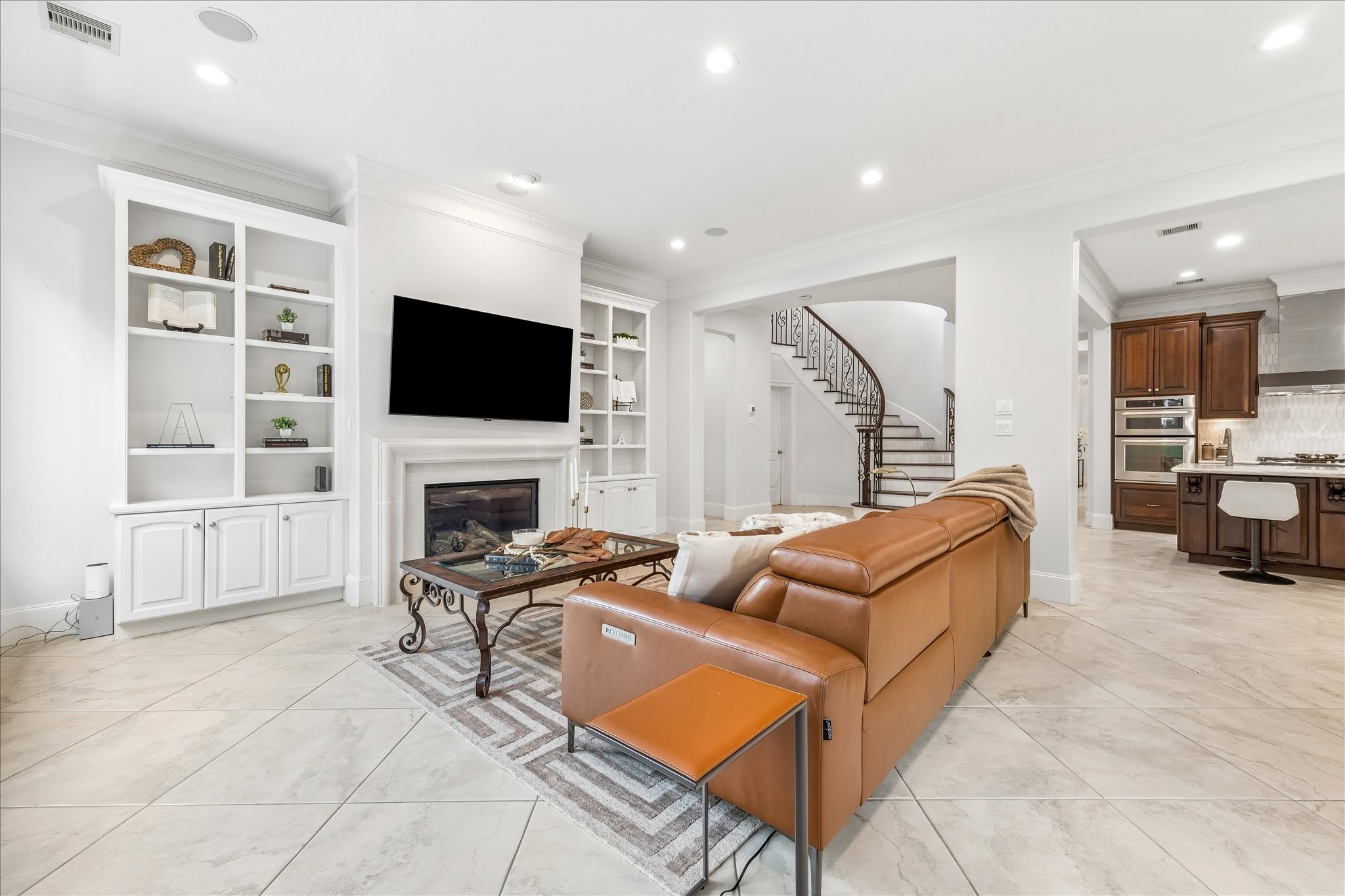  4022 Coleridge Street - 物件實景