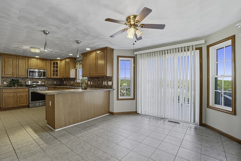 Worcester, Massachusetts, 01606, United States, 4 Bedrooms Bedrooms, ,3 BathroomsBathrooms,Residential,For Sale,2012062