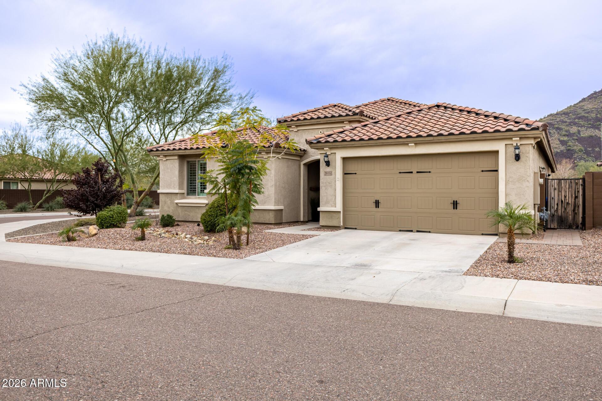 Phoenix, Arizona, 85083, United States, 3 Bedrooms Bedrooms, ,4 BathroomsBathrooms,Residential,For Sale,2013814