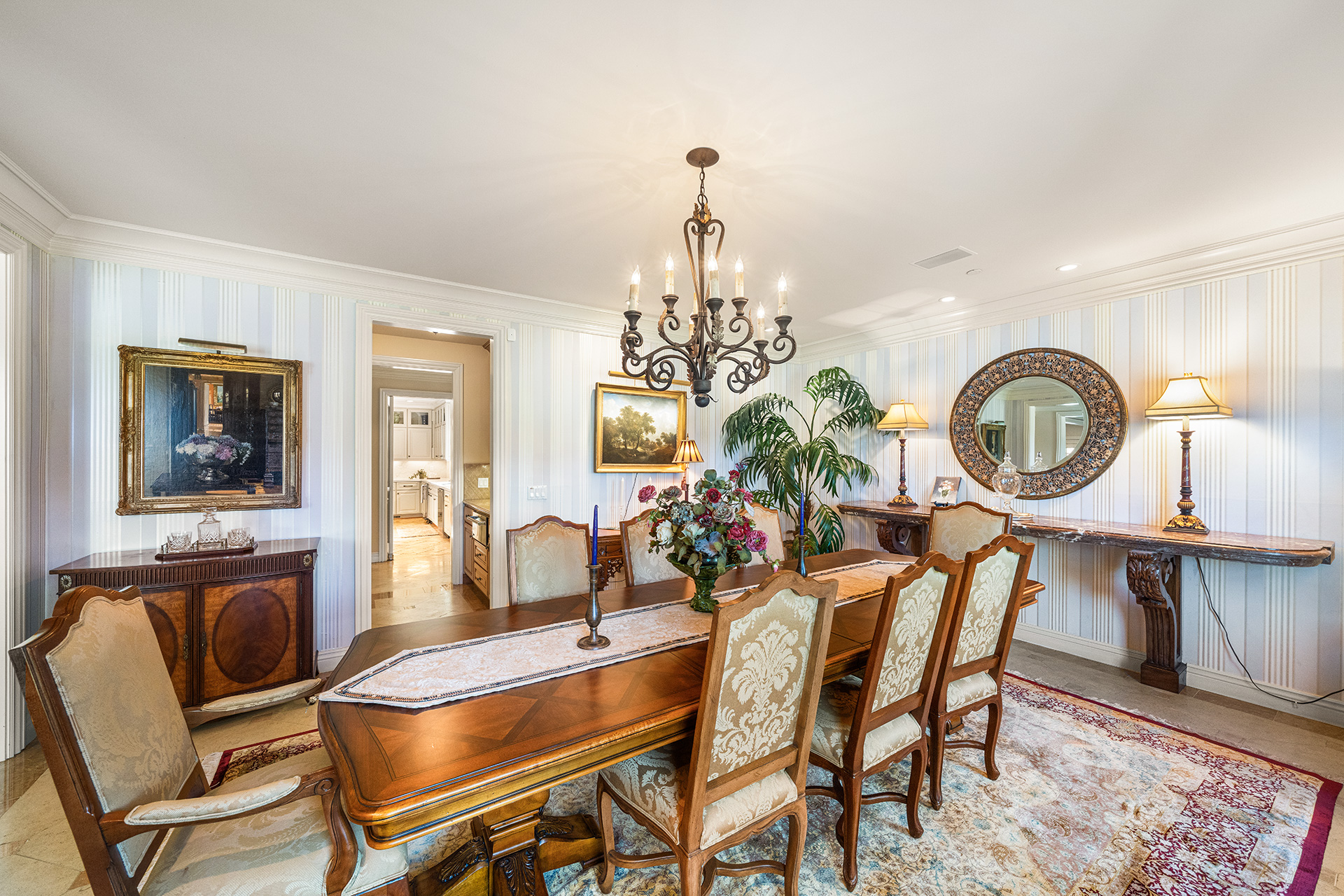  Stunning Saratoga Estate on Expansive Private Grounds - 物件實景