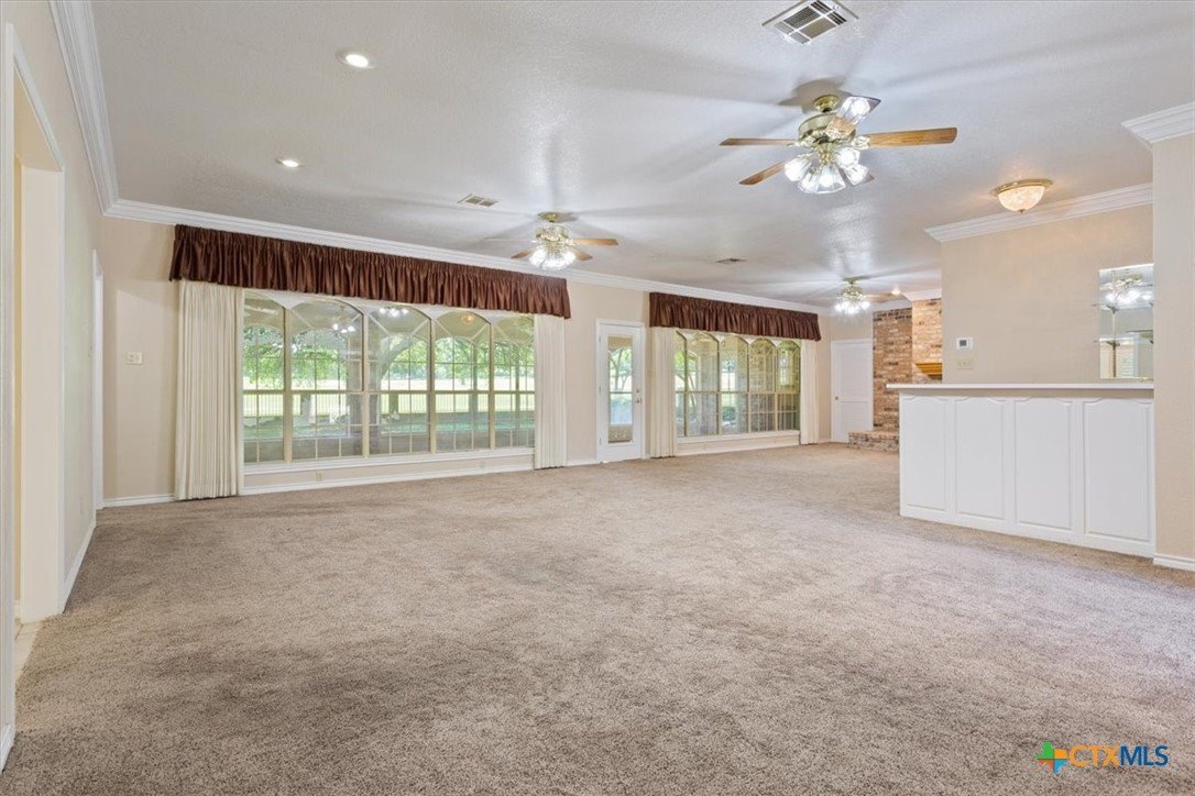 Salado, Texas, 76571, United States, 3 Bedrooms Bedrooms, ,3 BathroomsBathrooms,Residential,For Sale,1976065