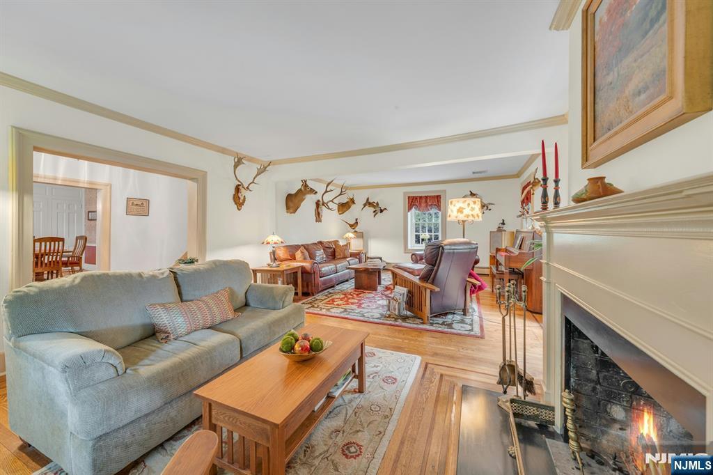 Park Ridge, New Jersey, 07656, United States, 4 Bedrooms Bedrooms, ,3 BathroomsBathrooms,Residential,For Sale,1927365