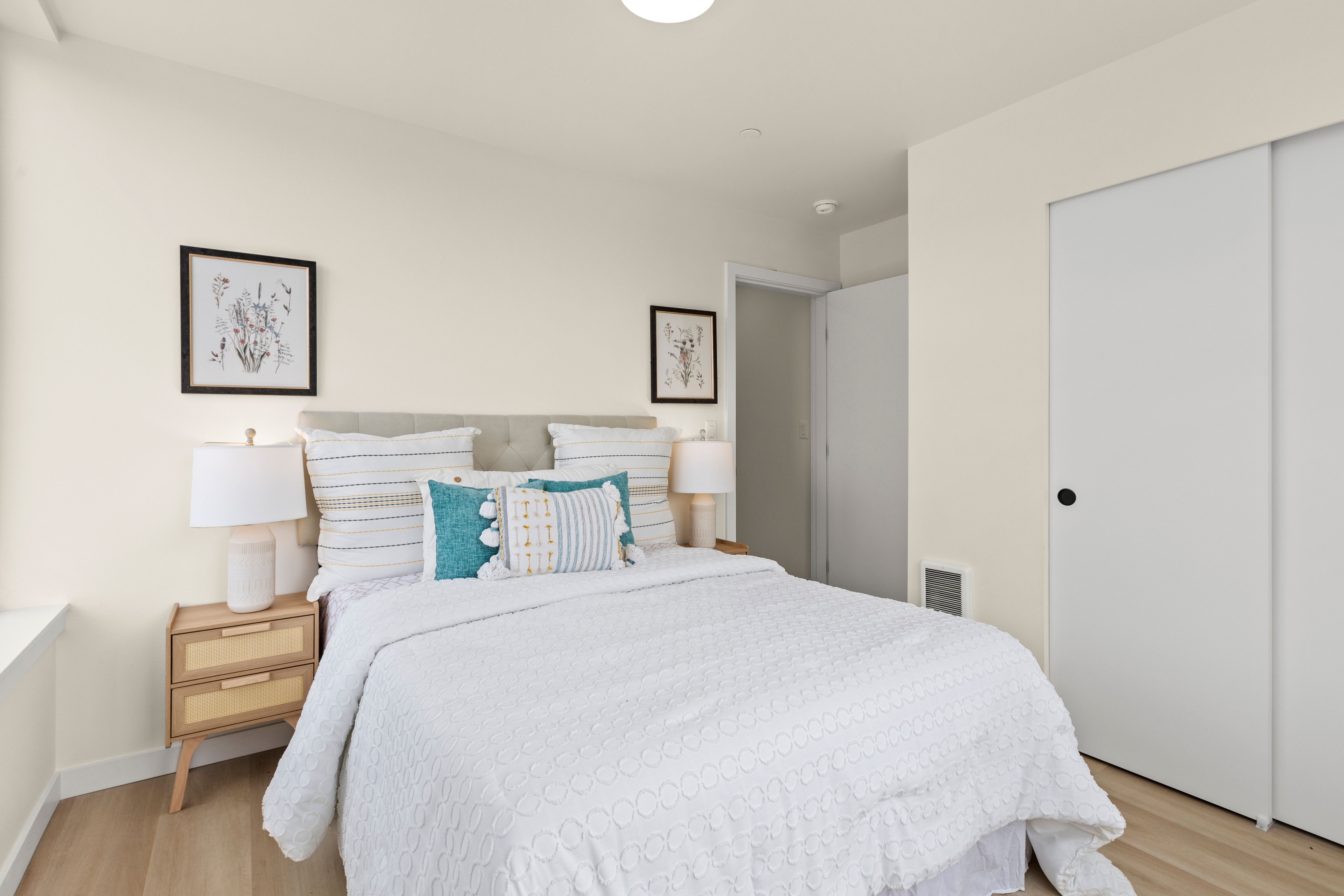  2374 Franklin Ave E, Seattle, WA 98102 - 物件實景