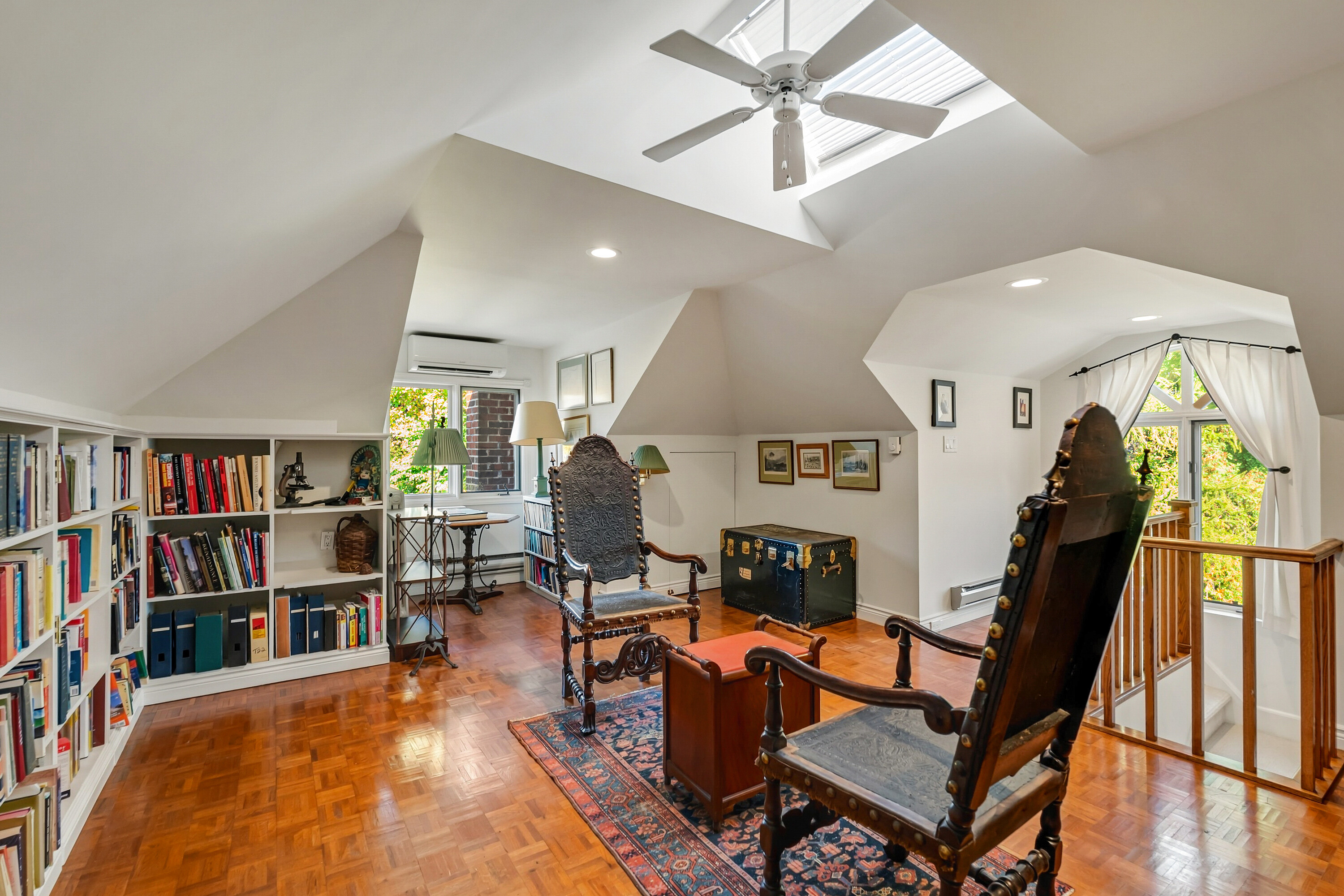  Chaplin Estates Century Home - 物件實景