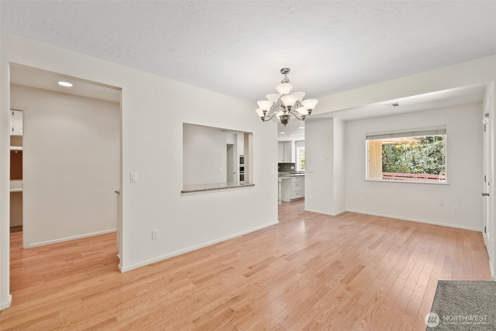 Port Angeles, Washington, 98362, United States, 6 Bedrooms Bedrooms, ,2 BathroomsBathrooms,Residential,For Sale,1791585