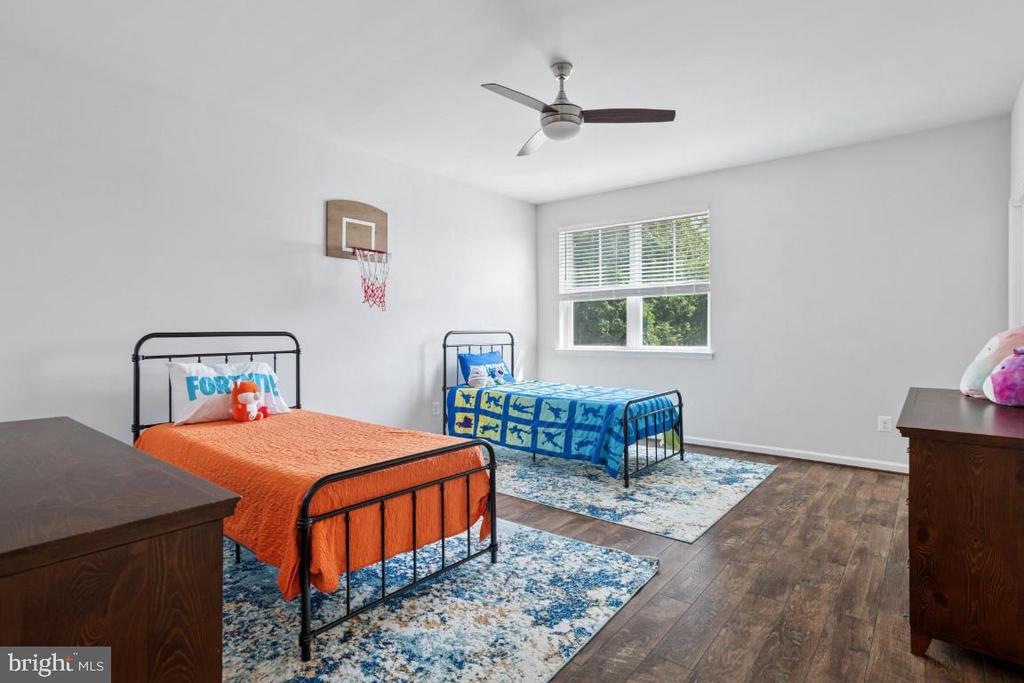 Leesburg, Virginia, 20176, United States, 7 Bedrooms Bedrooms, ,7 BathroomsBathrooms,Residential,For Sale,1941284