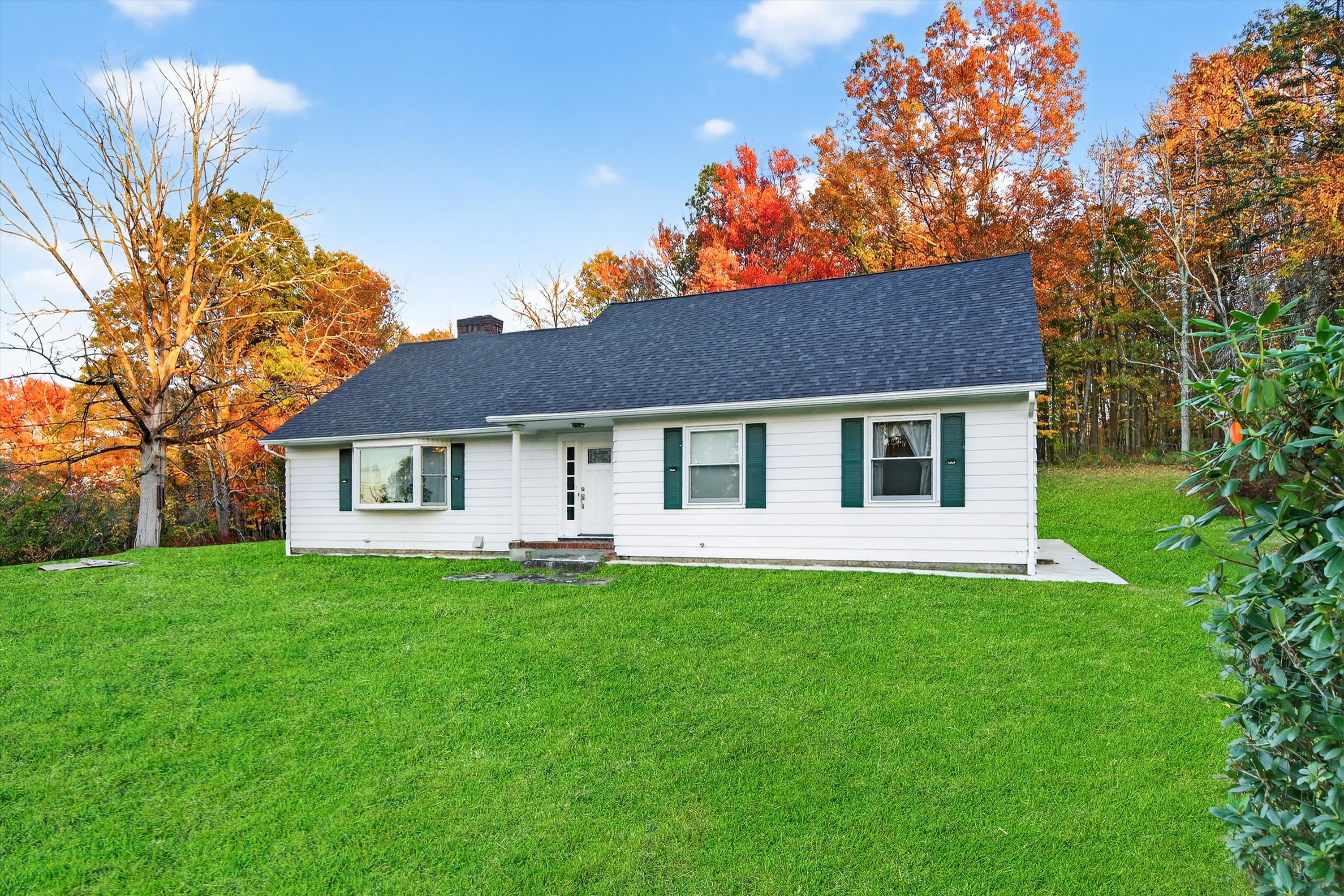 Monroe, New York, 10950, United States, 5 Bedrooms Bedrooms, ,4 BathroomsBathrooms,Residential,For Sale,2000066