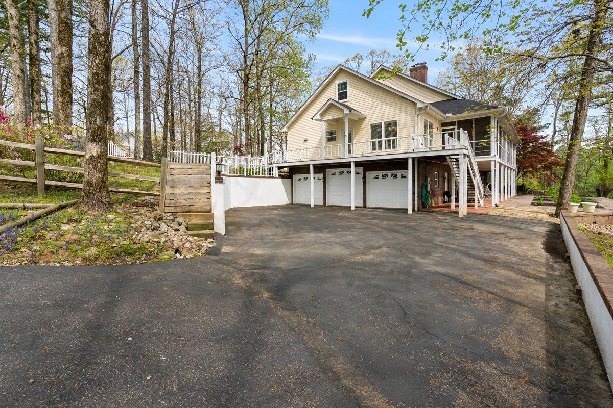Middleton, Tennessee, 38052-4460, United States, 3 Bedrooms Bedrooms, ,5 BathroomsBathrooms,Residential,For Sale,1766337