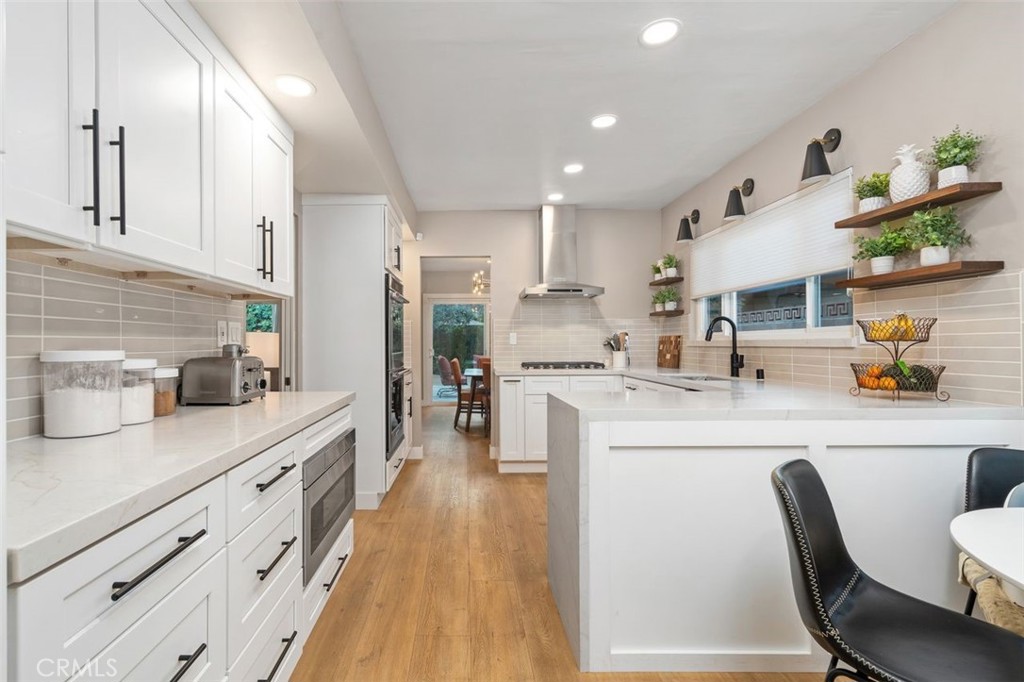 Woodland Hills, California, 91367, United States, 5 Bedrooms Bedrooms, ,3 BathroomsBathrooms,Residential,For Sale,1907450