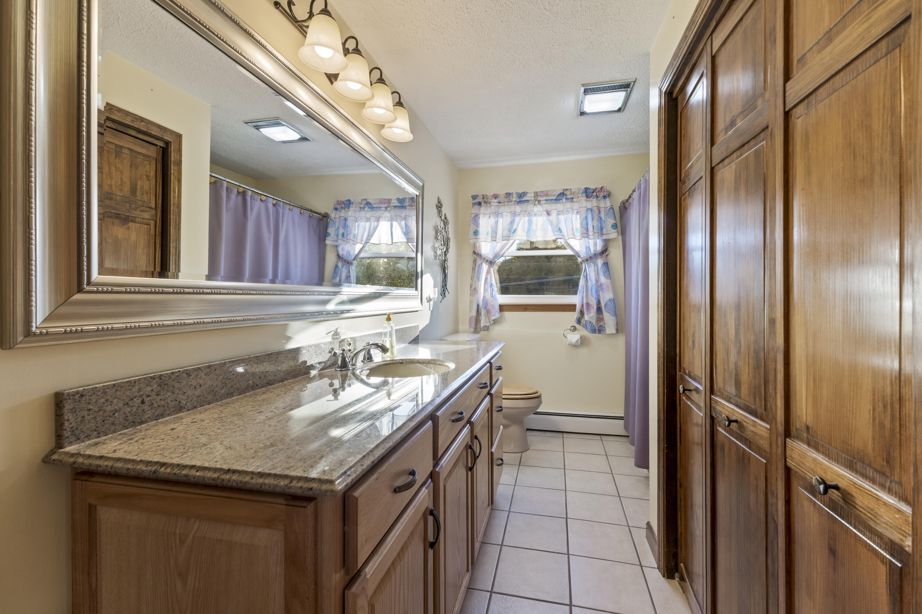 Saco, Maine, 04072, United States, ,2 BathroomsBathrooms,Residential,For Sale,1962382