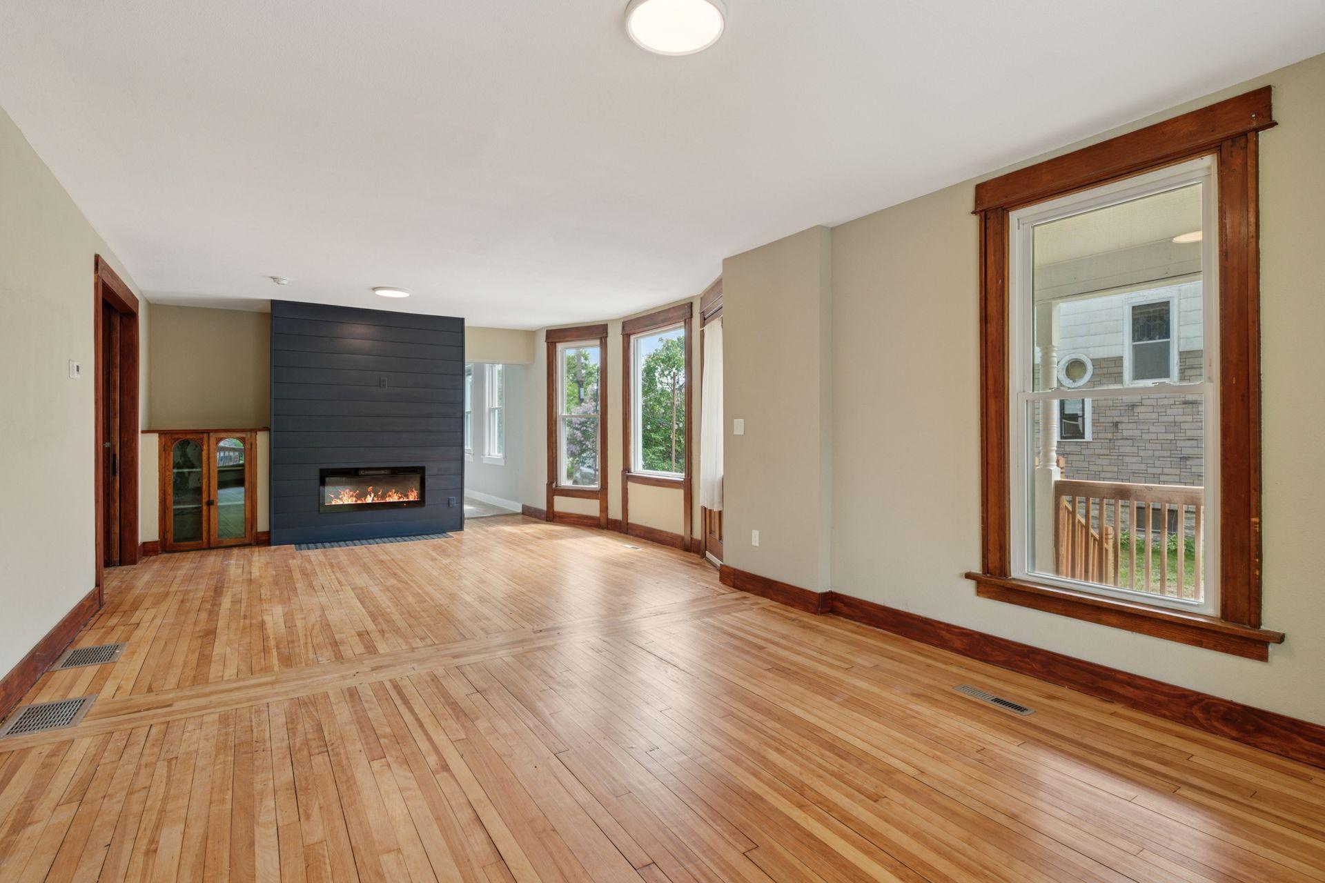 Minneapolis, Minnesota, 55408, United States, ,Residential,For Sale,1821606
