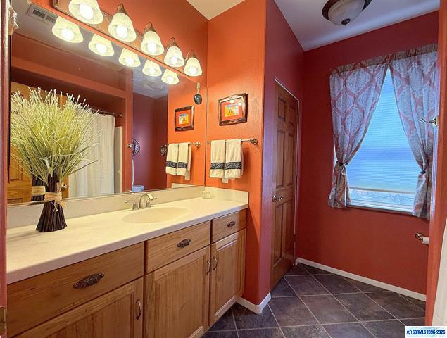 Silver City, New Mexico, 88061, United States, 3 Bedrooms Bedrooms, ,2 BathroomsBathrooms,Residential,For Sale,1977832