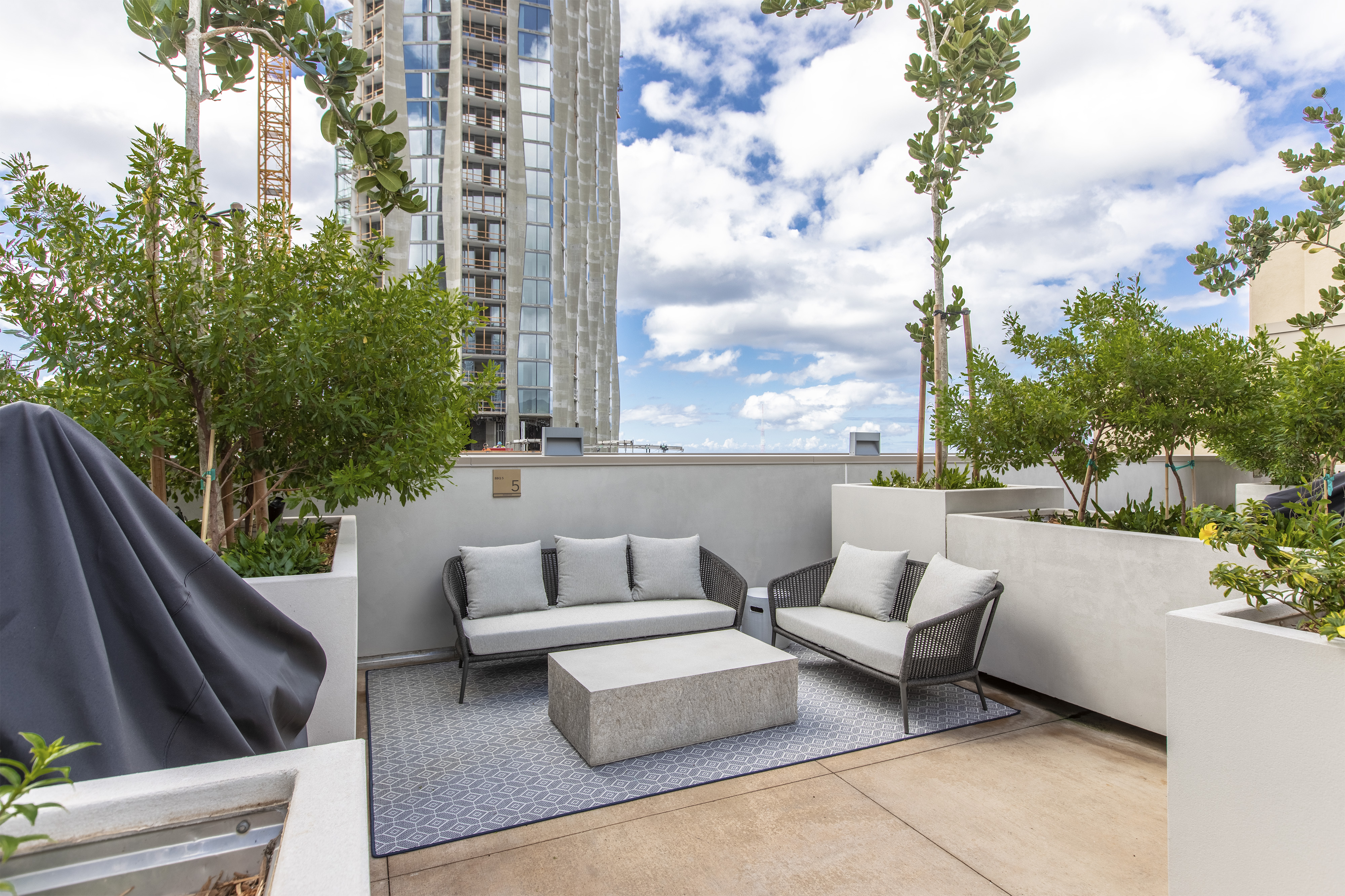 Honolulu, Hawaii, 96814, United States, ,1 BathroomBathrooms,Residential,For Sale,2009311