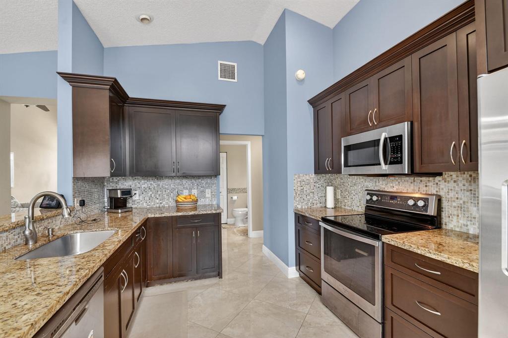 Boynton Beach, Florida, 33437, United States, 3 Bedrooms Bedrooms, ,3 BathroomsBathrooms,Residential,For Sale,2027213