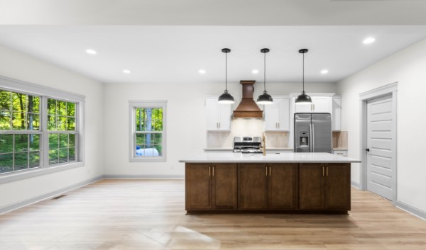 Cumberland Furnace, Tennessee, 37051, United States, 4 Bedrooms Bedrooms, ,3 BathroomsBathrooms,Residential,For Sale,2006360