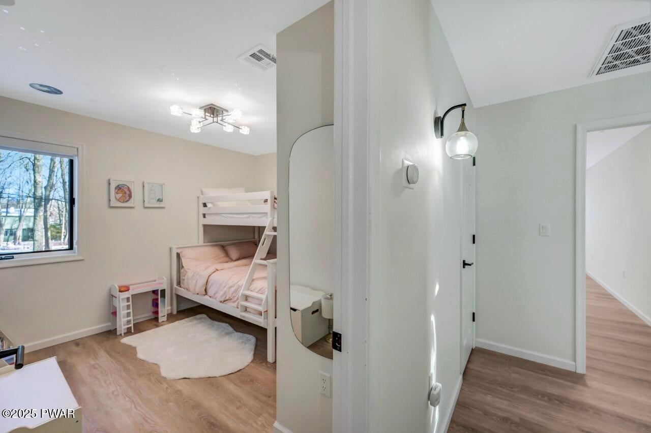 Lords Valley, Pennsylvania, 18428, United States, 6 Bedrooms Bedrooms, ,3 BathroomsBathrooms,Residential,For Sale,2001480