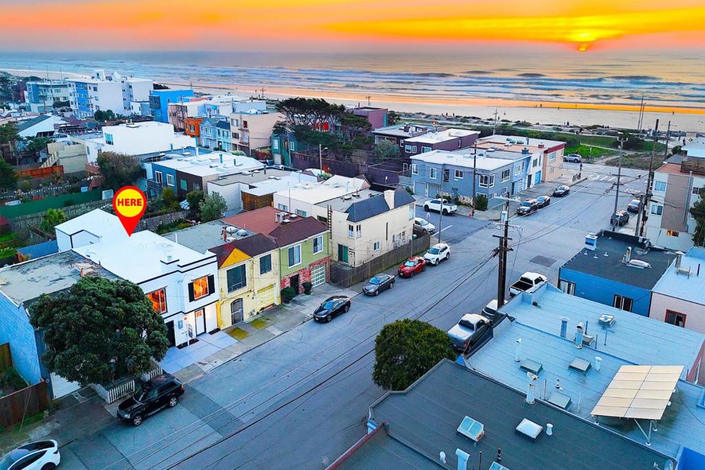 San Francisco, California, 94116, United States, 4 Bedrooms Bedrooms, ,4 BathroomsBathrooms,Residential,For Sale,2014062