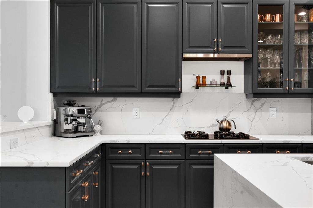 Atlanta, Georgia, 30328, United States, 3 Bedrooms Bedrooms, ,4 BathroomsBathrooms,Residential,For Sale,1994391