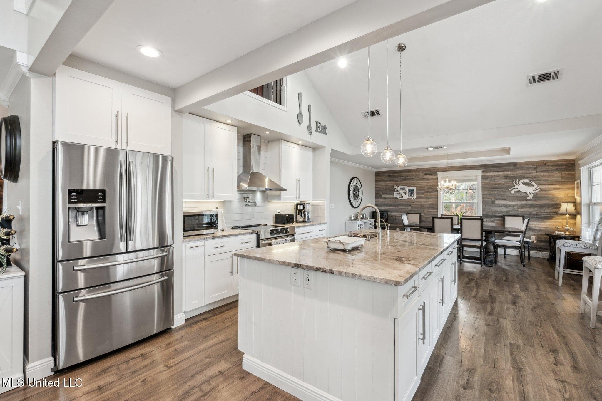 Bay Saint Louis, Mississippi, 39520, United States, 4 Bedrooms Bedrooms, ,4 BathroomsBathrooms,Residential,For Sale,1981331