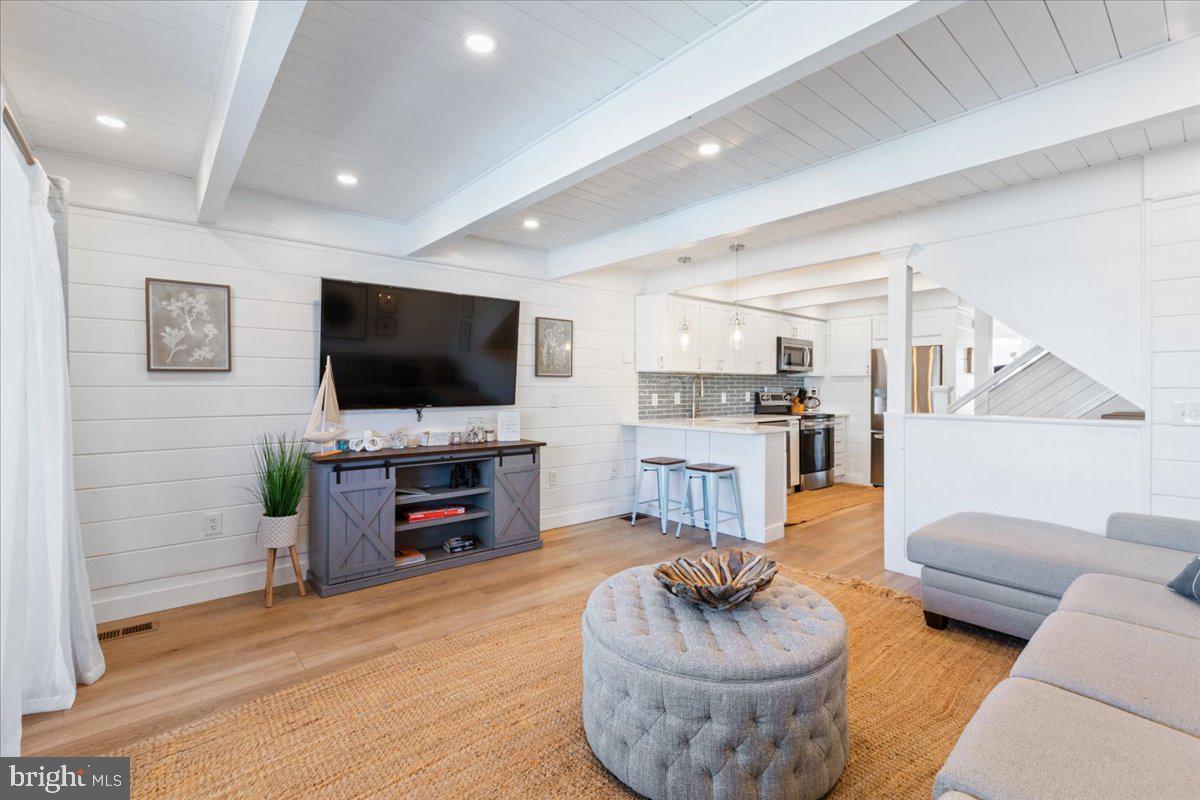 Ocean City, Maryland, 21842, United States, 4 Bedrooms Bedrooms, ,4 BathroomsBathrooms,Residential,For Sale,1989462